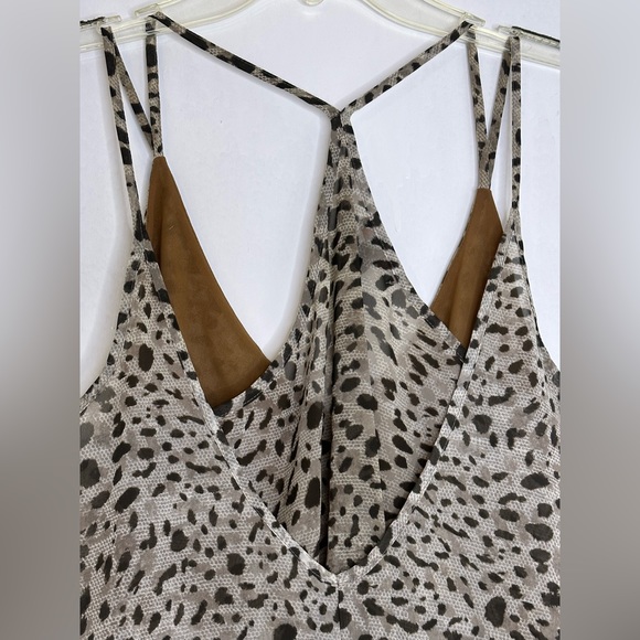 Macy’s Teen Vogue V-neck jeweled animal print flowy, layered top Sz M - Picture 4 of 5